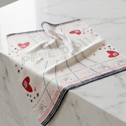 Alternative view of PAÑUELO PEPE MOLL Ref. 261801