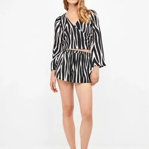 Alternative view of SHORT GISELA Ref. 2/40042B